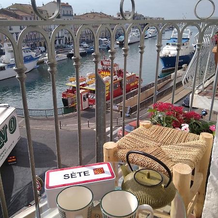 Grand T2 Au Coeur De Ville Avec Vue Sur Quais Et Mer Sète Buitenkant foto