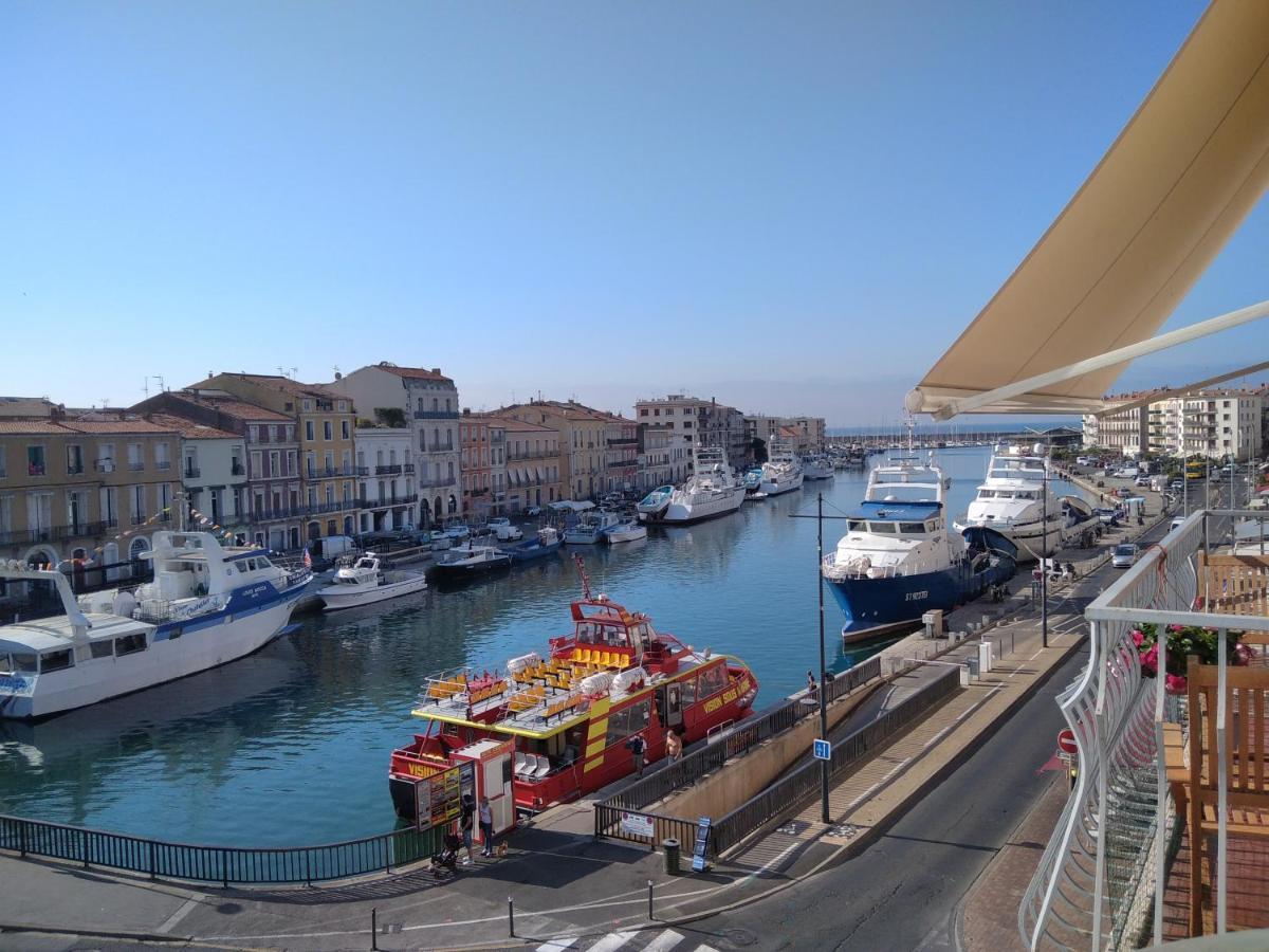 Grand T2 Au Coeur De Ville Avec Vue Sur Quais Et Mer Sète Buitenkant foto