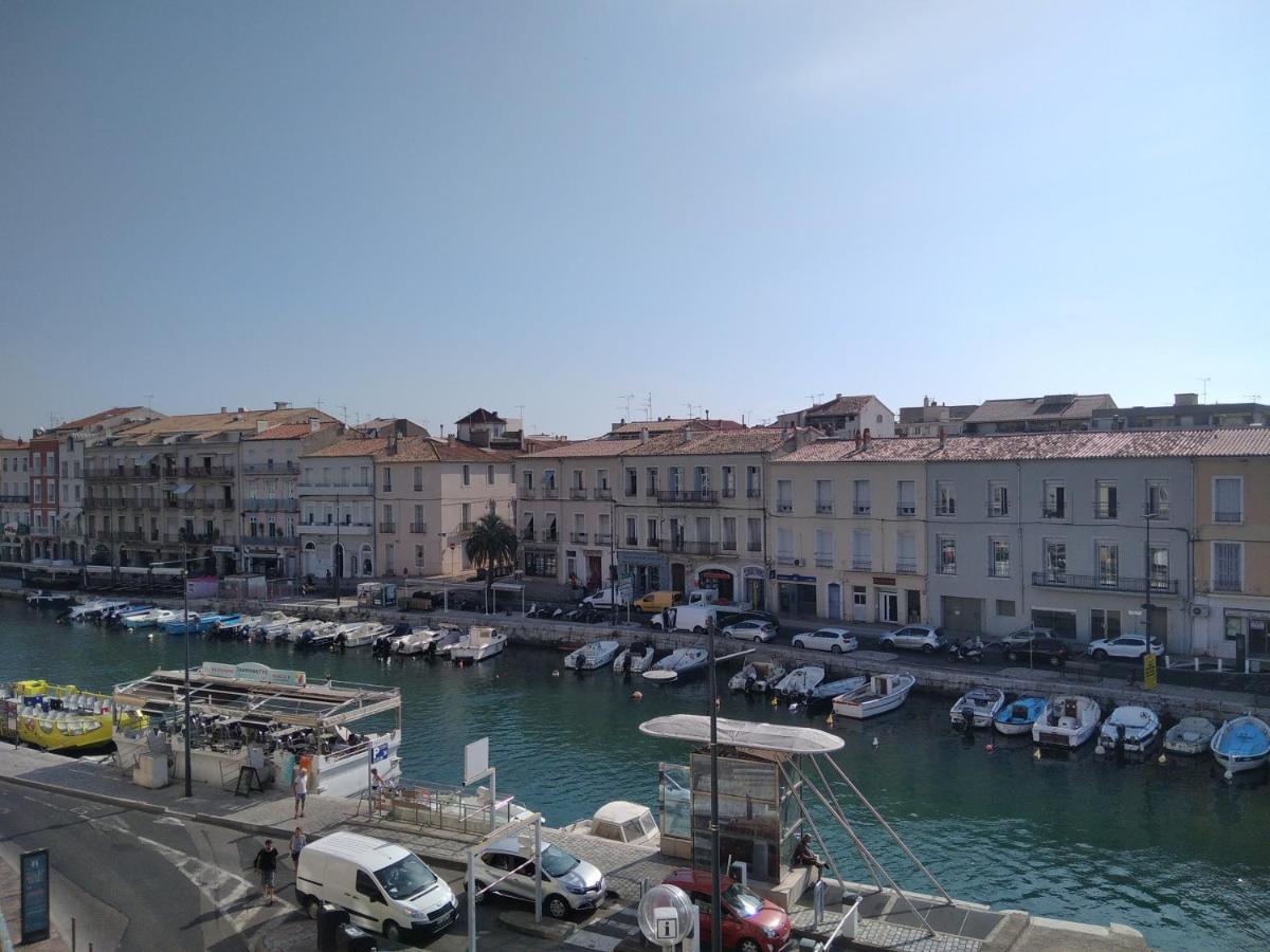 Grand T2 Au Coeur De Ville Avec Vue Sur Quais Et Mer Sète Buitenkant foto